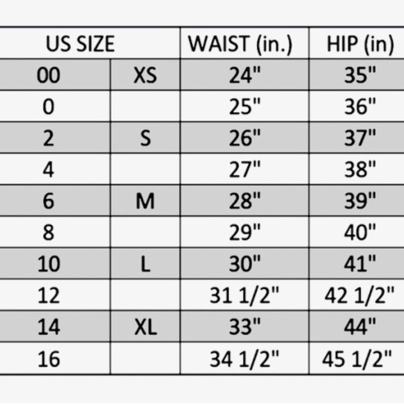 Danielle Bernstein Animal Print Skinny Leg Pants Beige Snake Print Size 2 - Picture 8 of 8